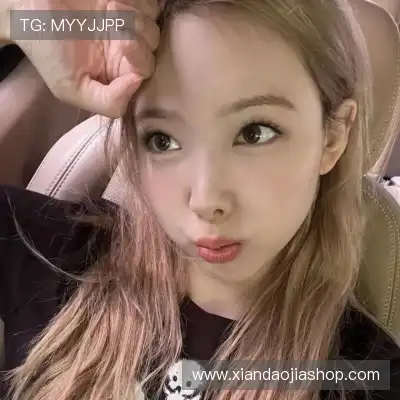 孔铃媚